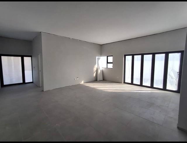 3 BEDROOM HOUSE FOR SALE IN SHELLEY POINT